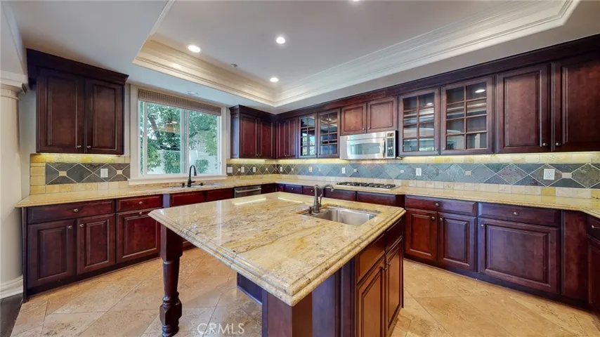 1102 Slauson Lane, Redondo Beach, California 90278
