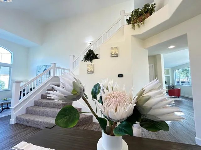 2340 Brompton Ave, Santa Rosa, California 95403