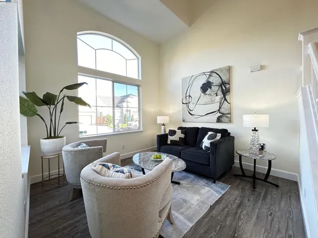2340 Brompton Ave, Santa Rosa, California 95403