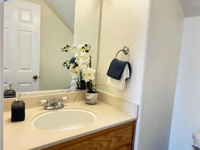 2340 Brompton Ave, Santa Rosa, California 95403
