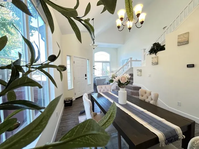 2340 Brompton Ave, Santa Rosa, California 95403