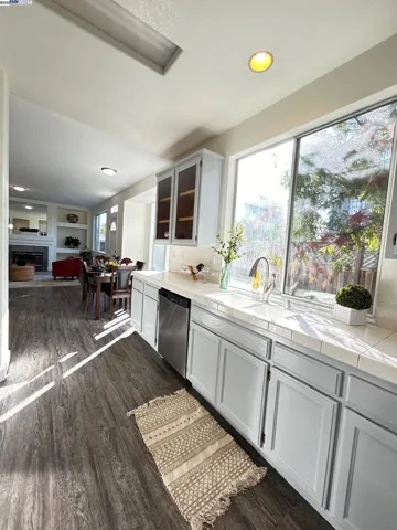 2340 Brompton Ave, Santa Rosa, California 95403