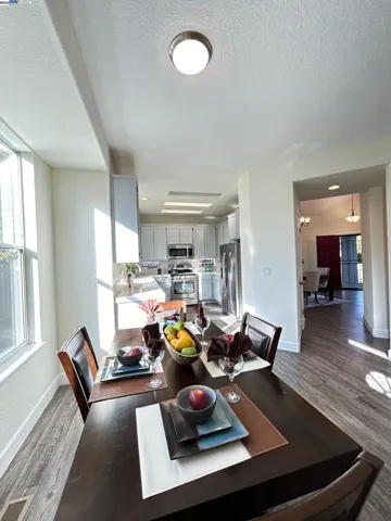 2340 Brompton Ave, Santa Rosa, California 95403