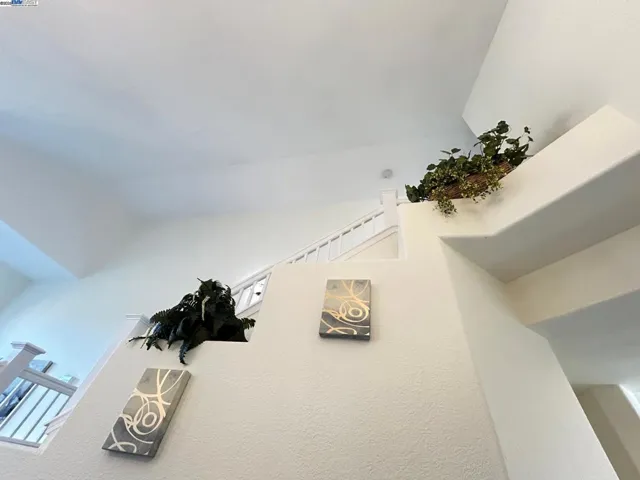 2340 Brompton Ave, Santa Rosa, California 95403