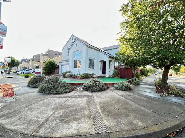 2340 Brompton Ave, Santa Rosa, California 95403