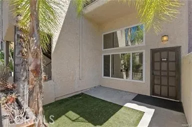 23401 Park Sorrento 51, Calabasas, California 91302, 2 Bedrooms Bedrooms, ,2 BathroomsBathrooms,Residential Lease,For Rent,Park Sorrento,SR25078240