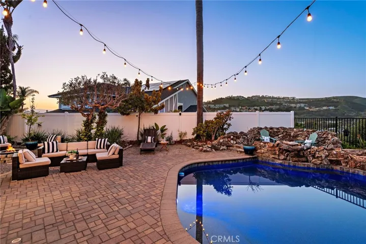 613 Calle Juarez, San Clemente, California 92673