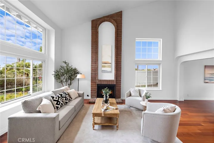 613 Calle Juarez, San Clemente, California 92673