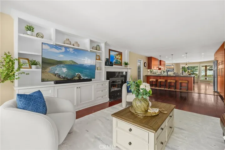 27645 Chapala, Mission Viejo, California 92692