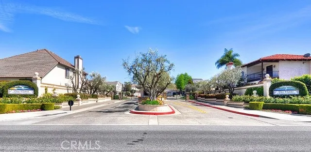 27645 Chapala, Mission Viejo, California 92692