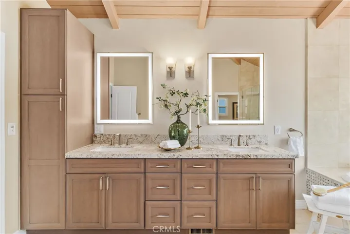 27645 Chapala, Mission Viejo, California 92692