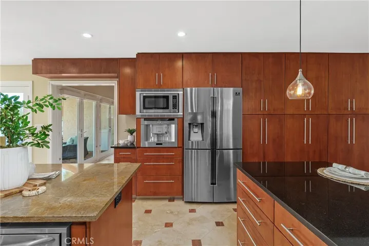 27645 Chapala, Mission Viejo, California 92692