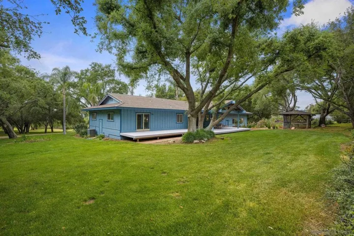 15847 Mac Tan Ln, Valley Center, California 92082