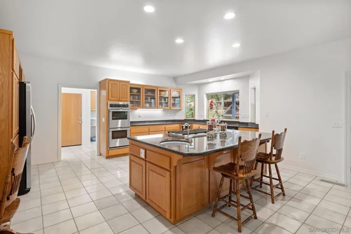 15847 Mac Tan Ln, Valley Center, California 92082