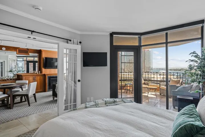 500 W Harbor Drive 1104, San Diego, California 92101