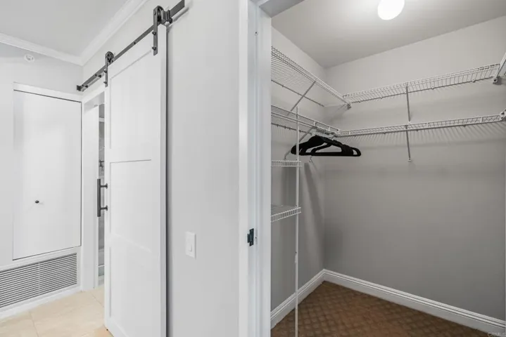 500 W Harbor Drive 1104, San Diego, California 92101