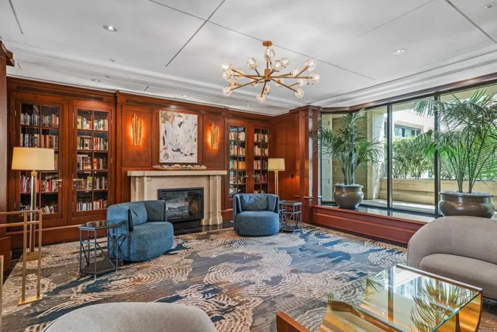 500 W Harbor Drive 1104, San Diego, California 92101