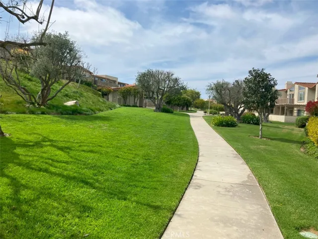 99 Hilltop Circle, Rancho Palos Verdes, California 90275