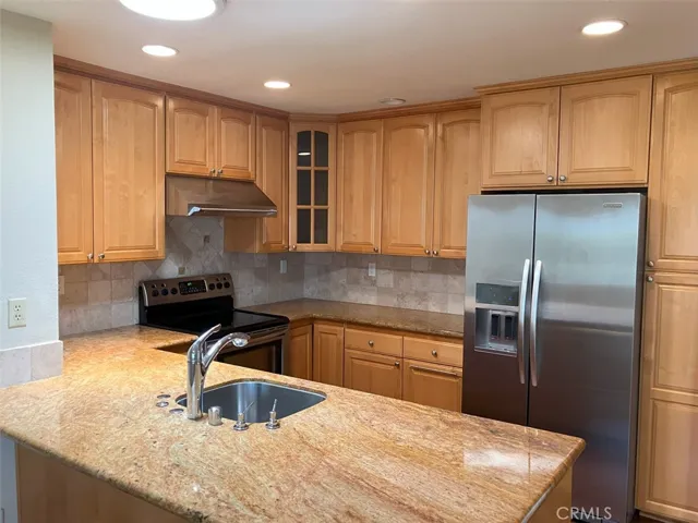 99 Hilltop Circle, Rancho Palos Verdes, California 90275