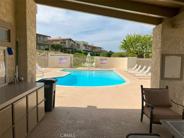 99 Hilltop Circle, Rancho Palos Verdes, California 90275