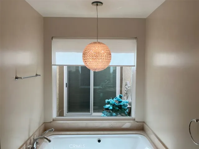 Jetted tub and separate shower in master