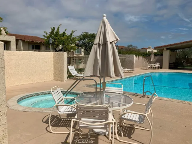 99 Hilltop Circle, Rancho Palos Verdes, California 90275