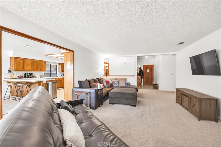 42023 Acacia Avenue, Hemet, California 92544