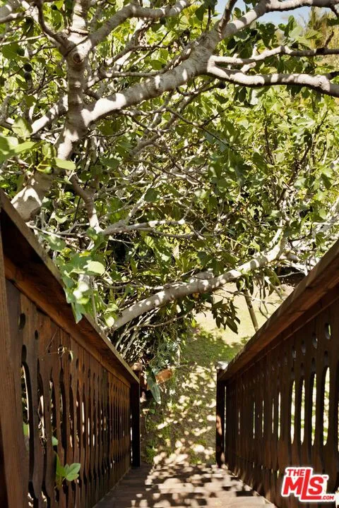 615 4th Street, Santa Monica, California 90402 home-pic-15