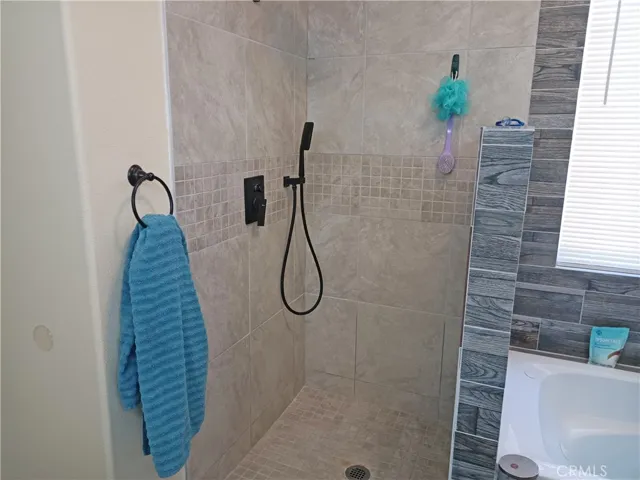 10452 Thorndale Street, Adelanto, California 92301