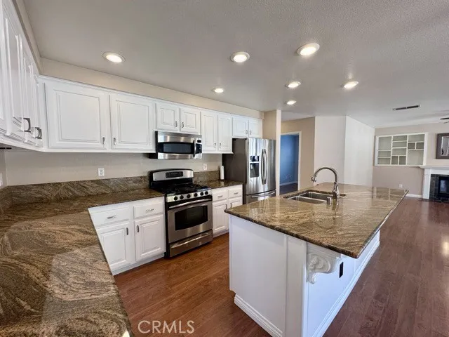 32948 Levi Court, Temecula, California 92592