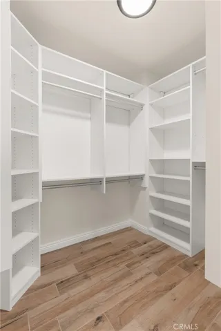 Vast walk in closet