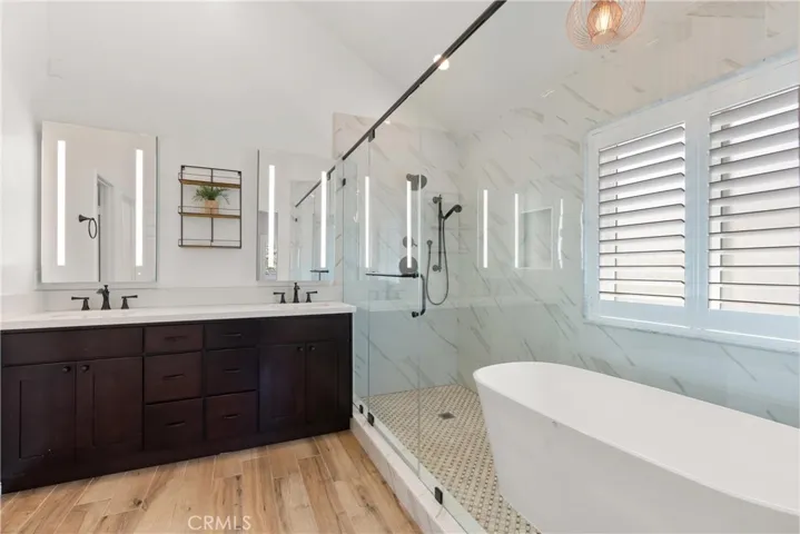 Luxurious primary bathroom