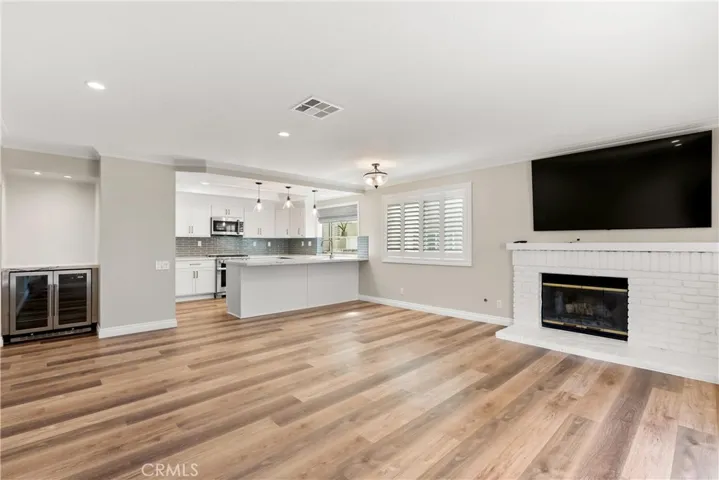 Upgraded open concept kitchen