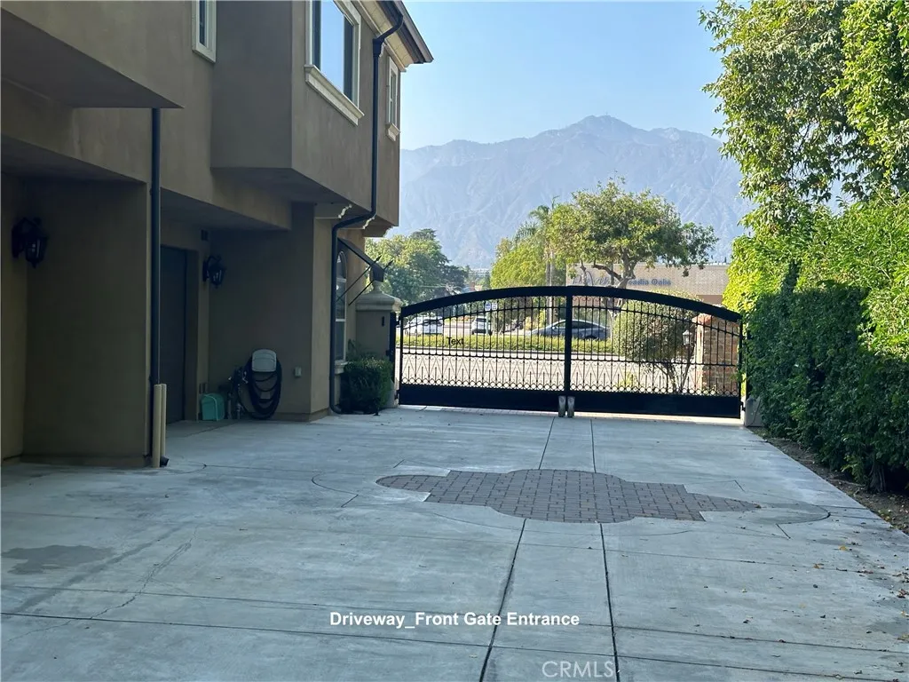 726 W Huntington Drive B, Arcadia, California 91007 home-pic-1