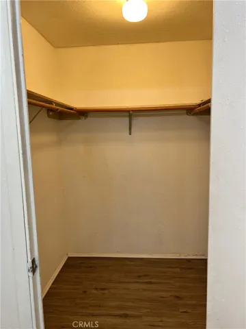walk-in closet