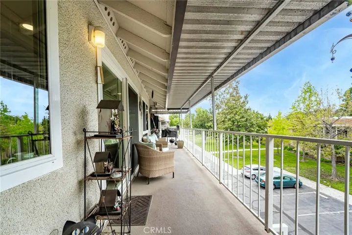 Open wrap around balcony with sunset views!