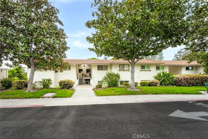 858 Ronda Mendoza N, Laguna Woods, California 92637