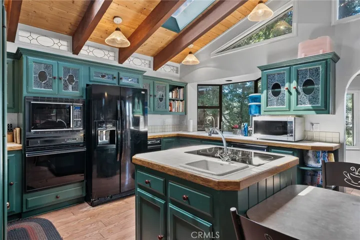 22396 Mojave River Road, Cedarpines Park, California 92322