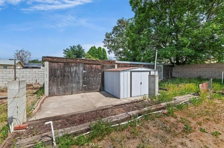 2123 La Verne Avenue, Highland, California 92346