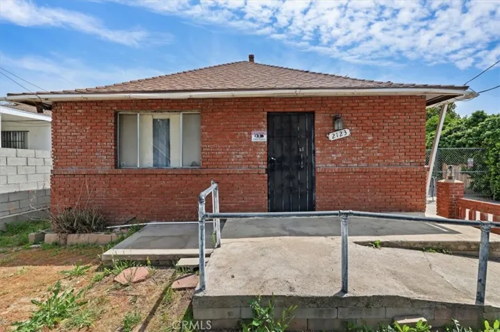 2123 La Verne Avenue, Highland, California 92346