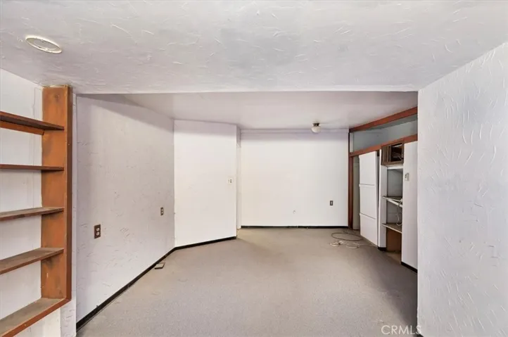 2123 La Verne Avenue, Highland, California 92346