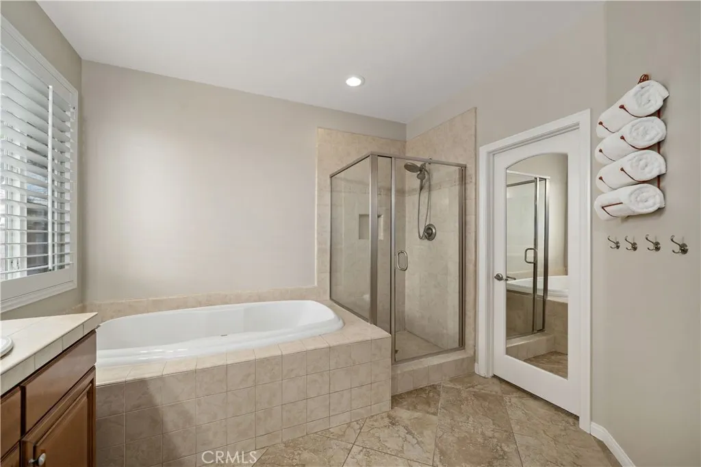 30873 Bald Eagle Street, Murrieta, California 92563 home-pic-32