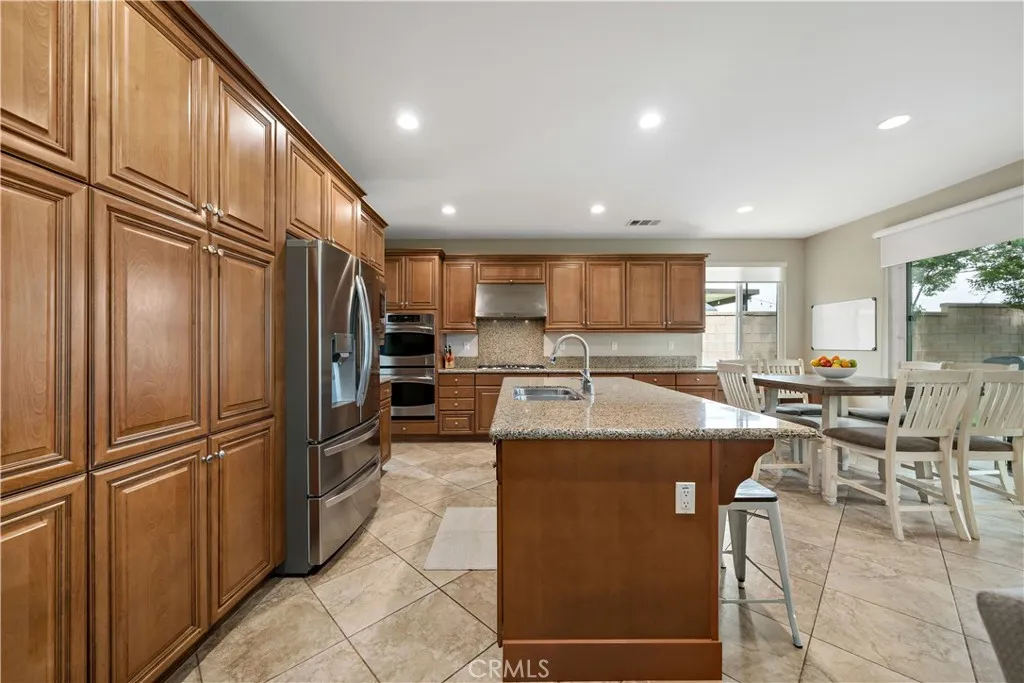 30873 Bald Eagle Street, Murrieta, California 92563 home-pic-16
