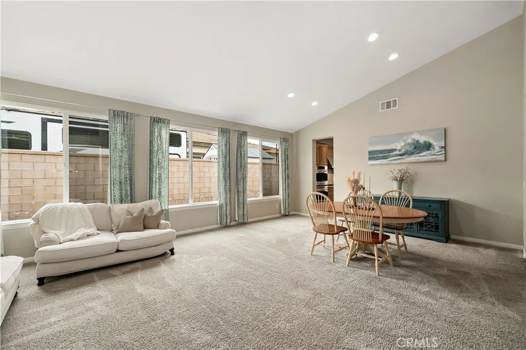 30873 Bald Eagle Street, Murrieta, California 92563 home-pic-8