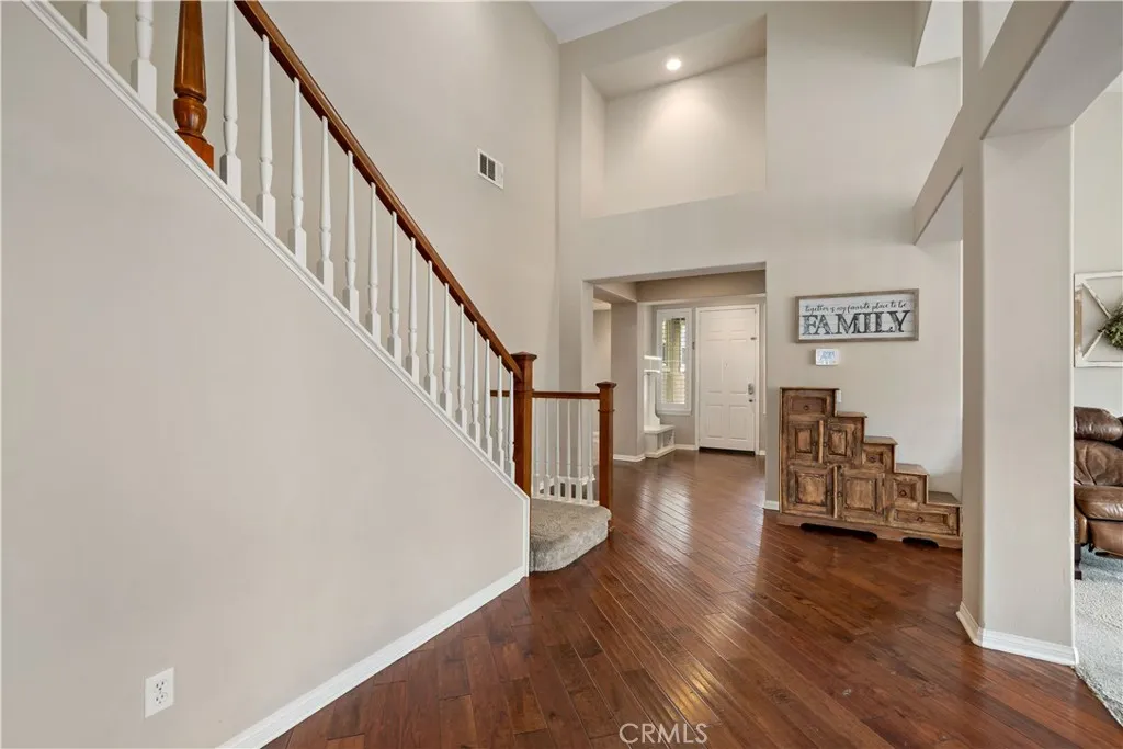 30873 Bald Eagle Street, Murrieta, California 92563 home-pic-7
