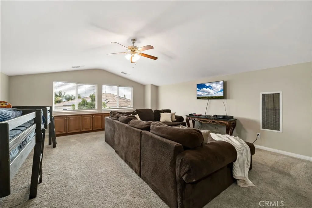 30873 Bald Eagle Street, Murrieta, California 92563 home-pic-39