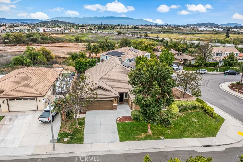 30873 Bald Eagle Street, Murrieta, California 92563 home-pic-42