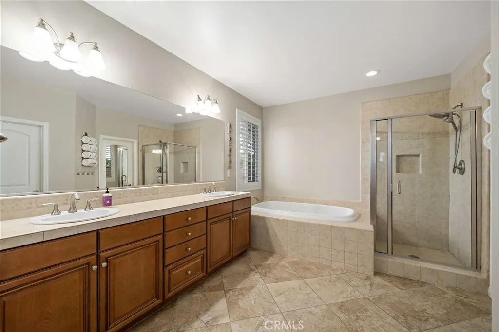 30873 Bald Eagle Street, Murrieta, California 92563 home-pic-30