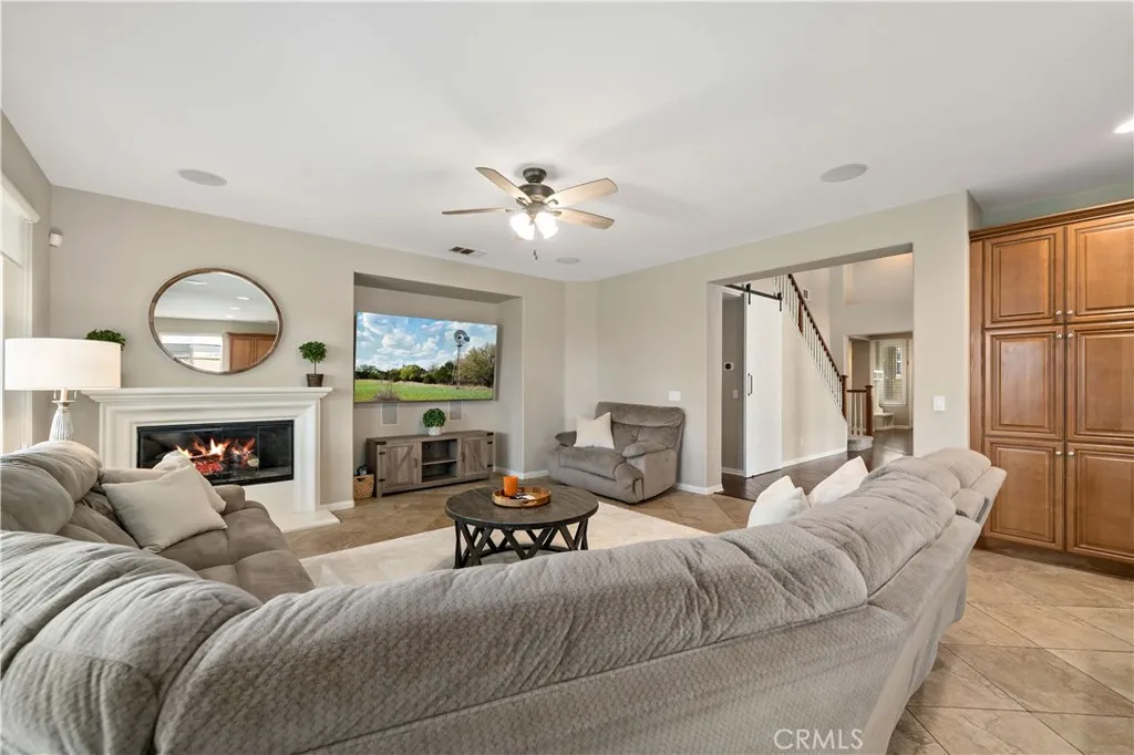 30873 Bald Eagle Street, Murrieta, California 92563 home-pic-13