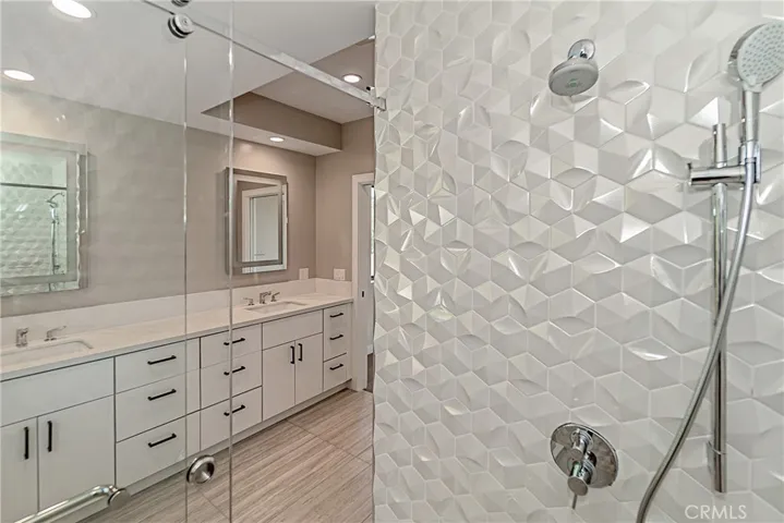 1205 Manzanita Street, Los Angeles, California 90029